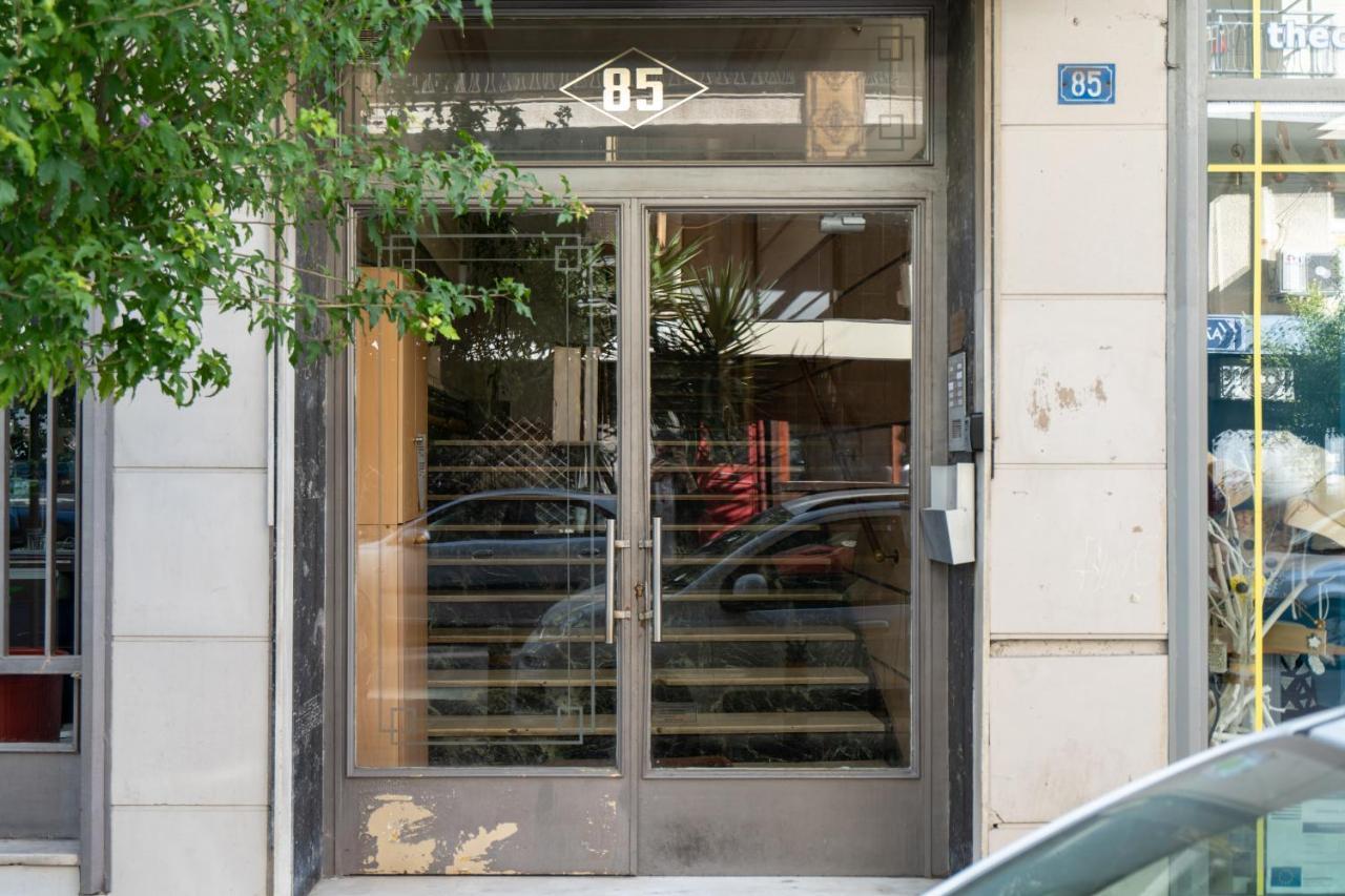 Classy Apartment In Koukaki, Walk To Metro & Acropolis Athena Bagian luar foto