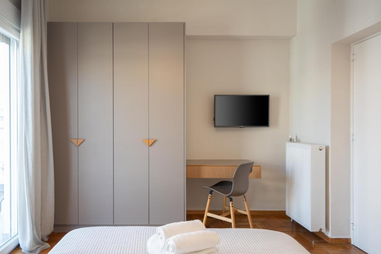 Classy Apartment In Koukaki, Walk To Metro & Acropolis Athena Bagian luar foto